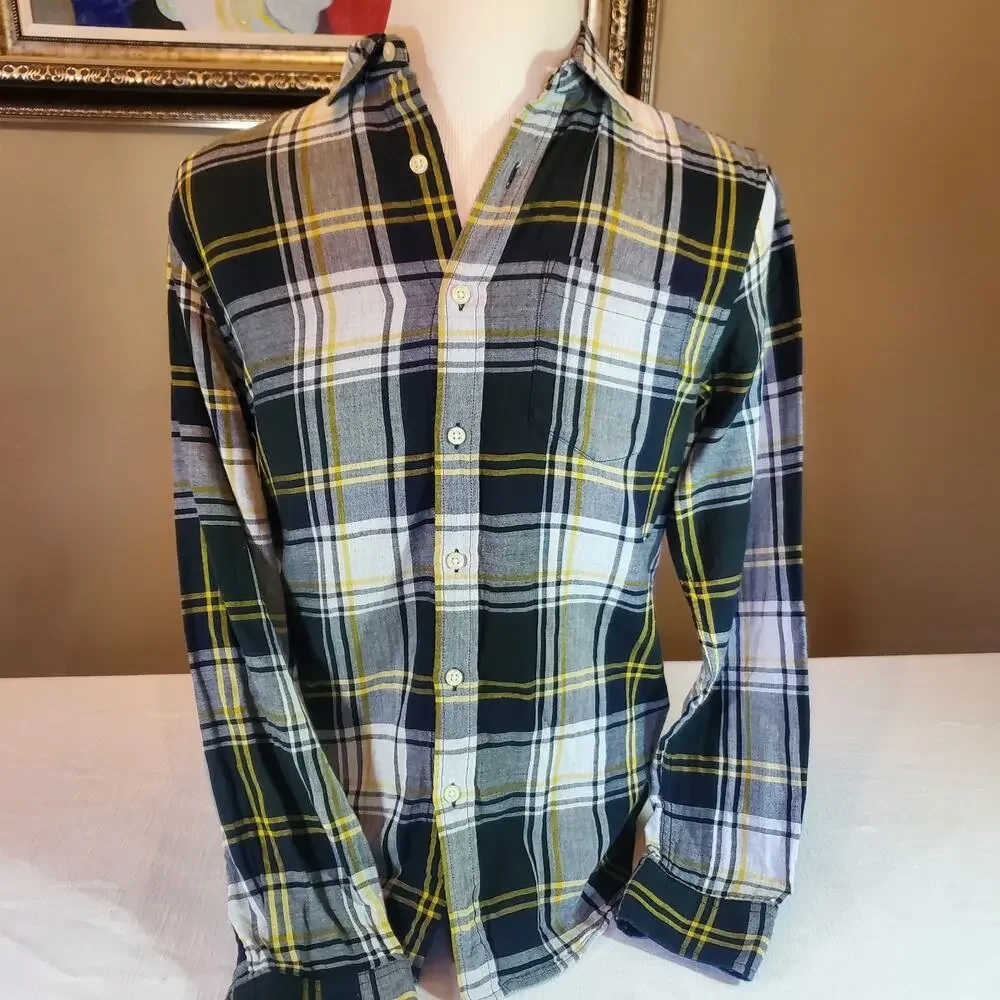 Banana Republic Mens Shirt Size Medium M Untucked Slim Fit Long Sleeve Button Up